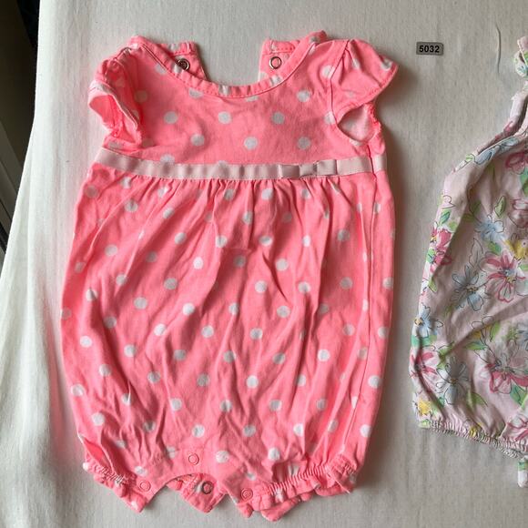 Carter’s Baby Girl Onesie size 3M Bright Pink & Little Me size 6M Pink Floral - Picture 2 of 6